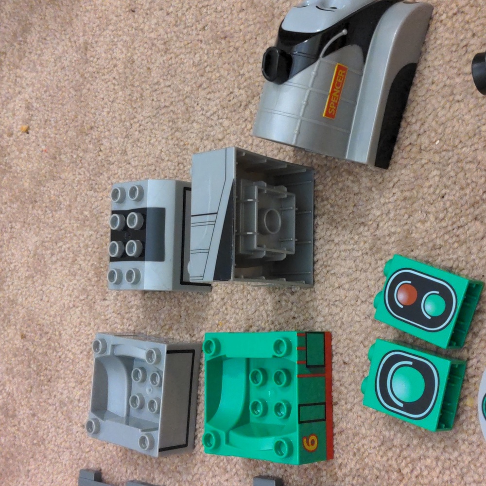 Lego Duplo Thomas and Friends Bundle - Picture 2 of 2